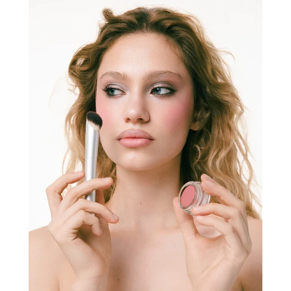 Мультитаскер для макіяжу