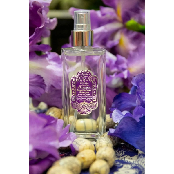 Зволожуючий спрей для тіла з ароматом мускусу, ладану та ванілі