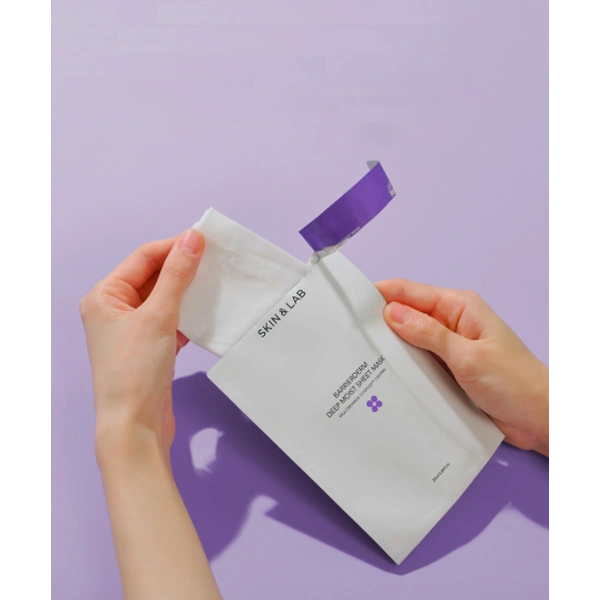 Зволожувальна тканинна маска