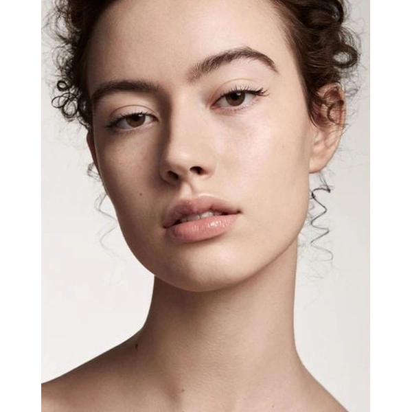 Тональний крем-тінт для обличчя