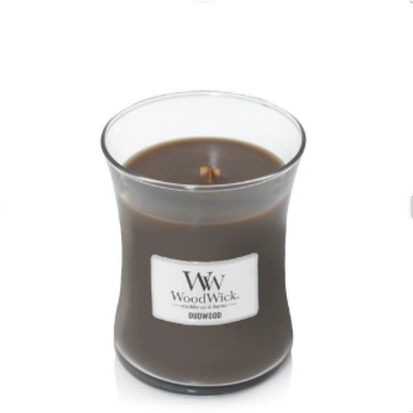 Ароматична свічка з яскравим удовим ароматом