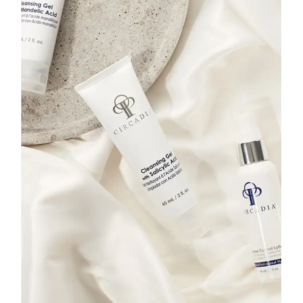 Гель для очищення шкіри з саліциловою кислотою у міні форматі