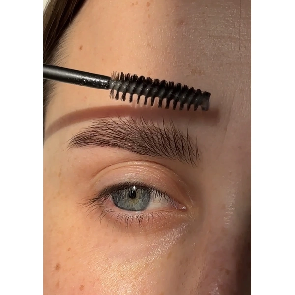 Гель для фіксацї брів