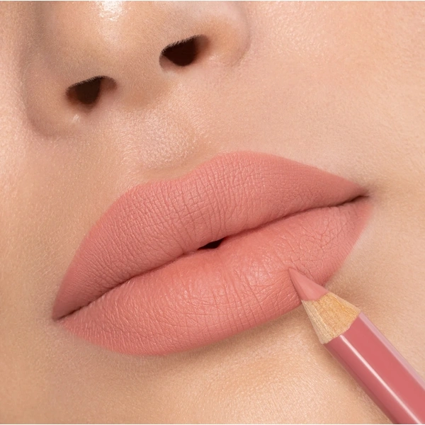 Олівець для губ