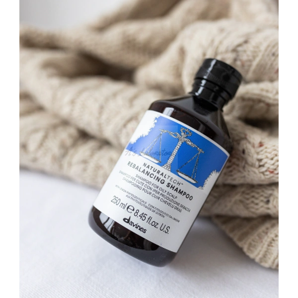 Балансуючий шампунь для волосся