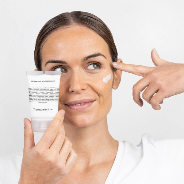 Антивіковий крем для обличчя з ретиналем та бакучіолом