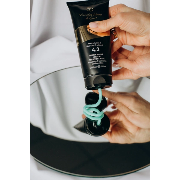 Відновлювальна маска з кератином