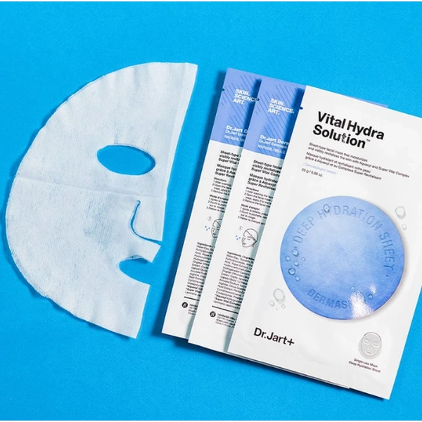 Зволожувальна тканинна маска