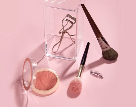 засоби для макіяжу