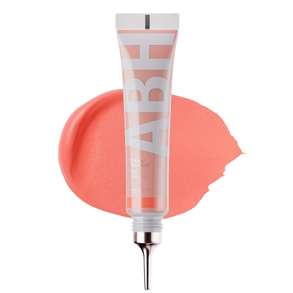 Рідкі рум'яна зі зволожуючим ефектом