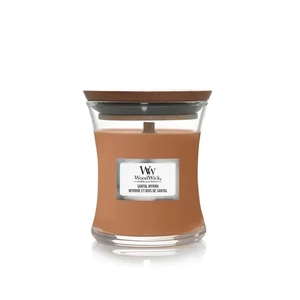 Ароматична свічка з ароматом червоного дерева, евкаліпта та амбри