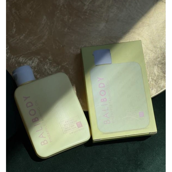 Олія для засмаги з екстрактом ананаса