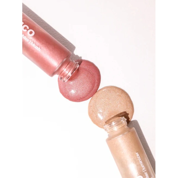 Сяючі рідкі рум'яна