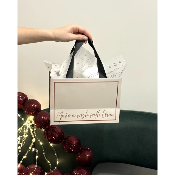 Подарунковий пакет середнього розміру