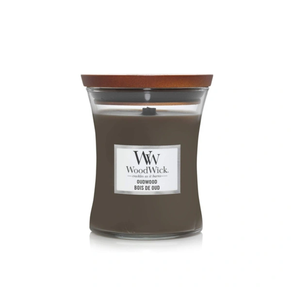 Ароматична свічка з яскравим удовим ароматом