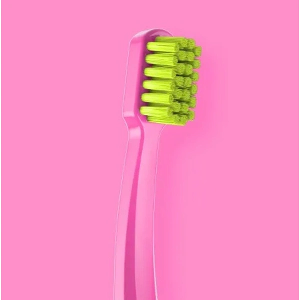 Зубна щітка дитяча