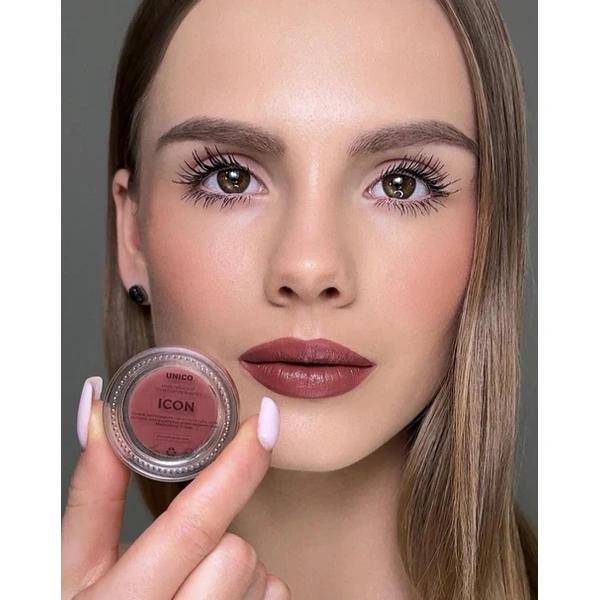 Мультитаскер для макіяжу